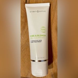 Sealed Clarisonic pore & blemish gel cleaner